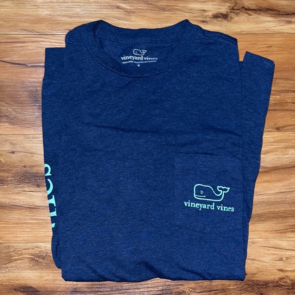 Vineyard Vines Other - Vineyard vines long sleeve